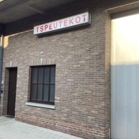 'T Speutekot Lägenhet Watou Exteriör bild